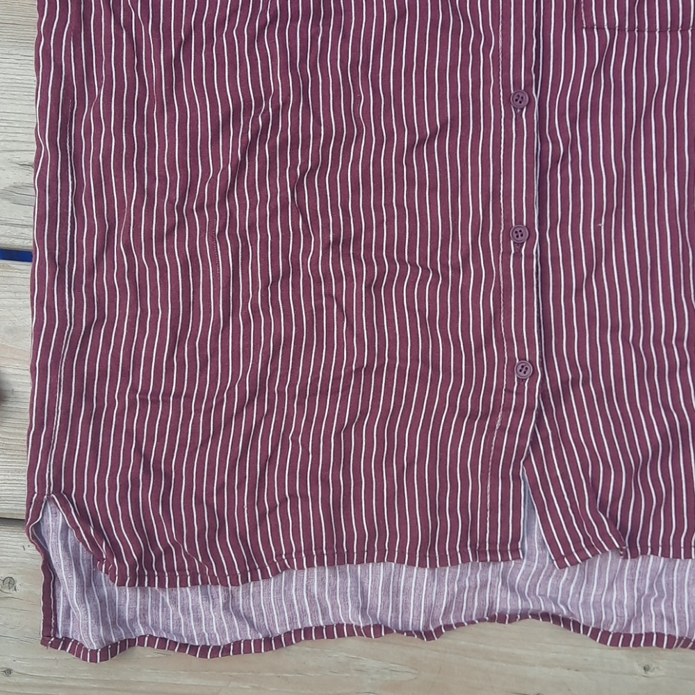 Forever 21 button down‎ - Picture 3 of 6